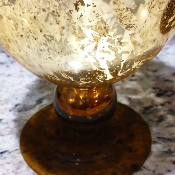 COPY - Two Plexiglass Gold and Brown Vases. - Picture 4 of 10